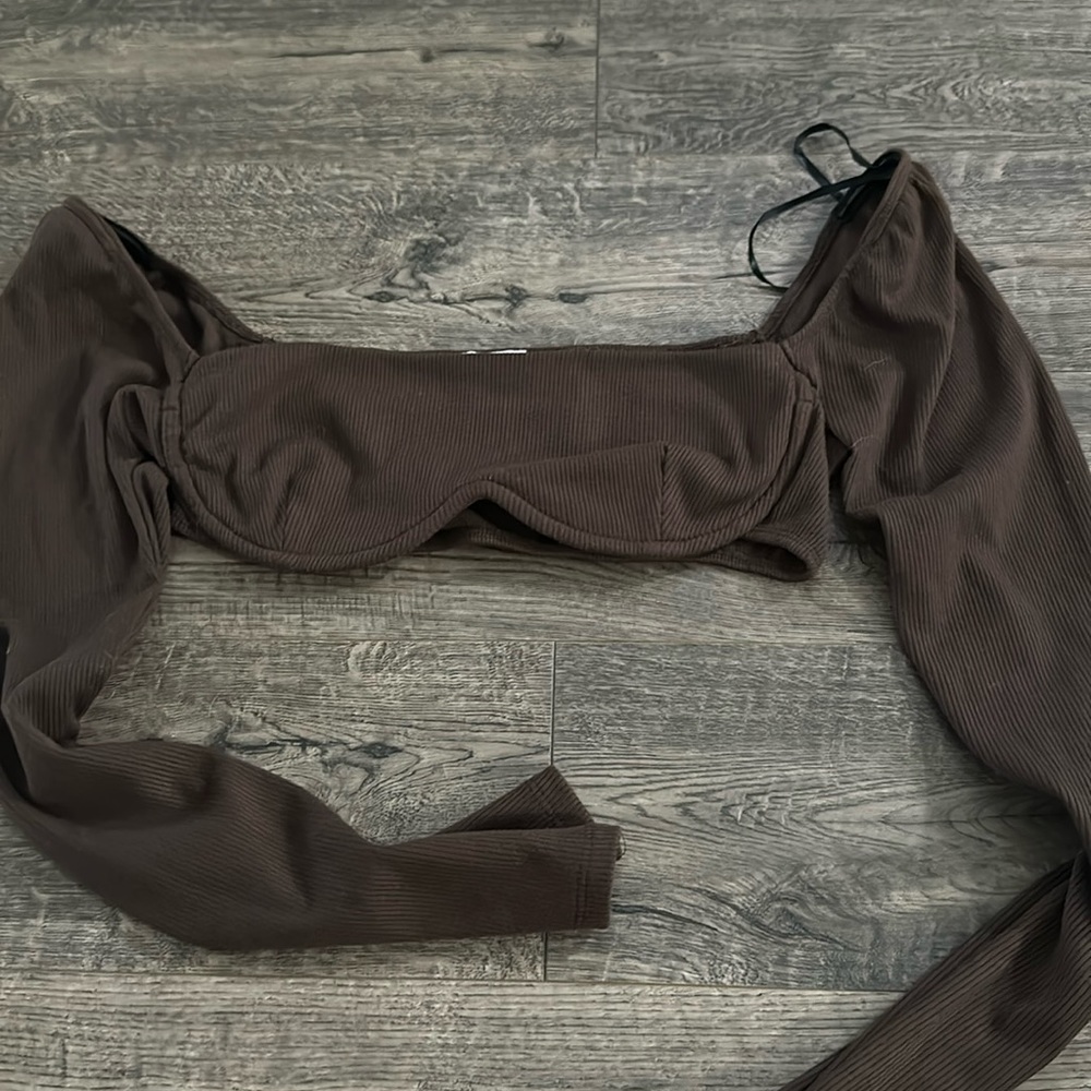 Princess Polly brown long sleeve crop top